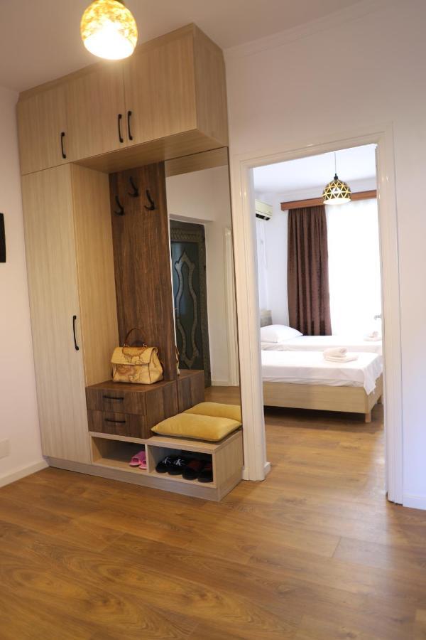 Daniel City Center Apartment Berat Eksteriør billede