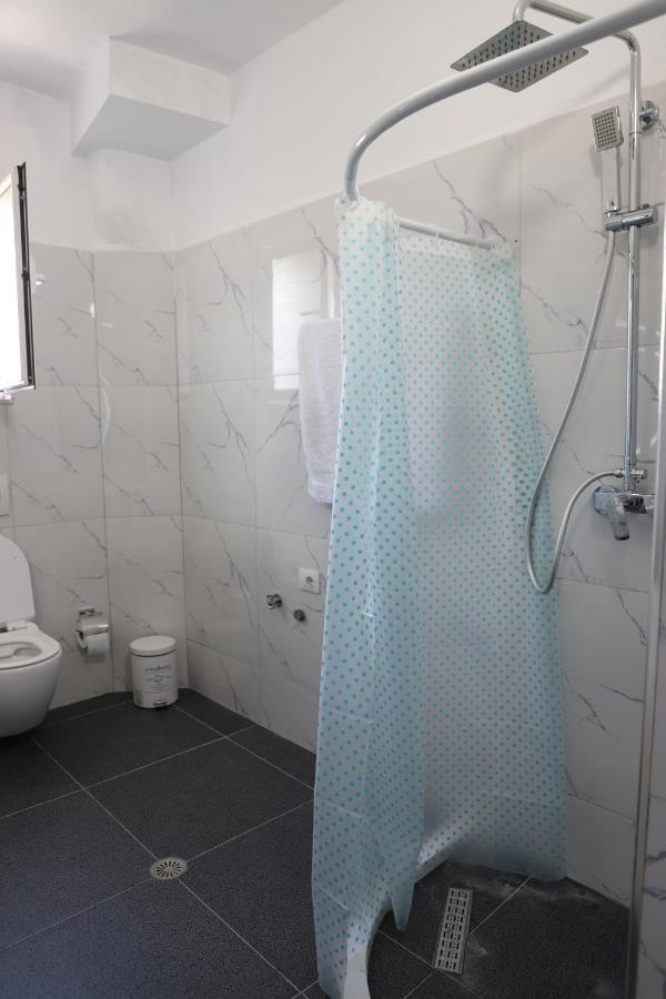 Daniel City Center Apartment Berat Eksteriør billede